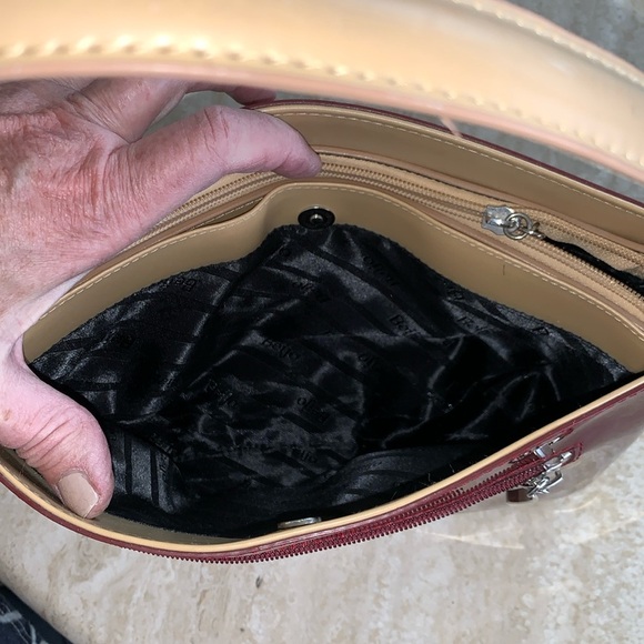 BEIJO top handle bag, maroon patent leather, tan trim, silver feet, zipper top. - Picture 10 of 17